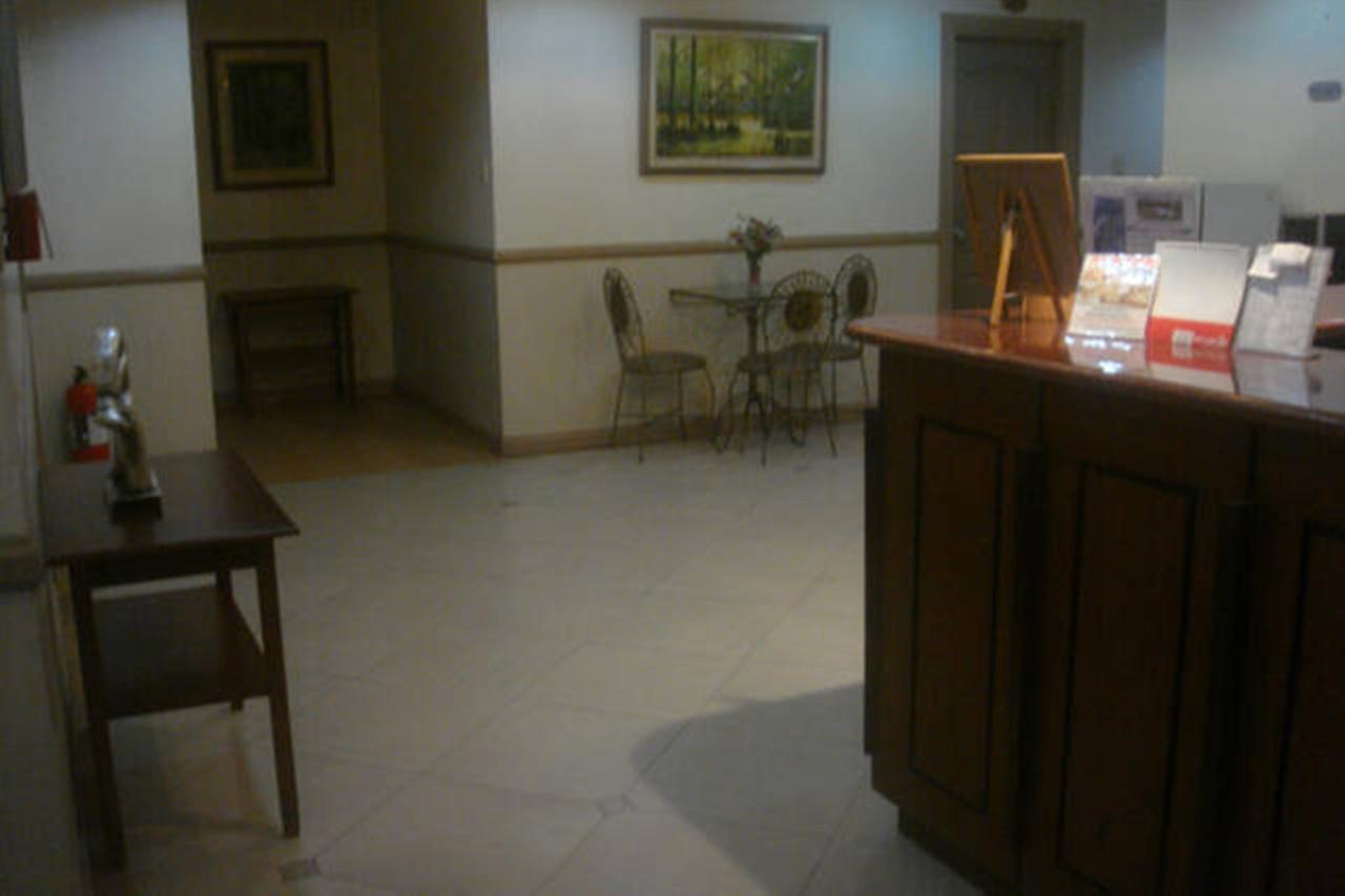 Balibago Villa Hotel Angeles Kültér fotó