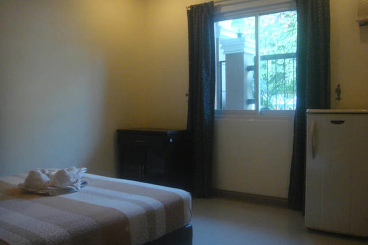 Balibago Villa Hotel Angeles Kültér fotó